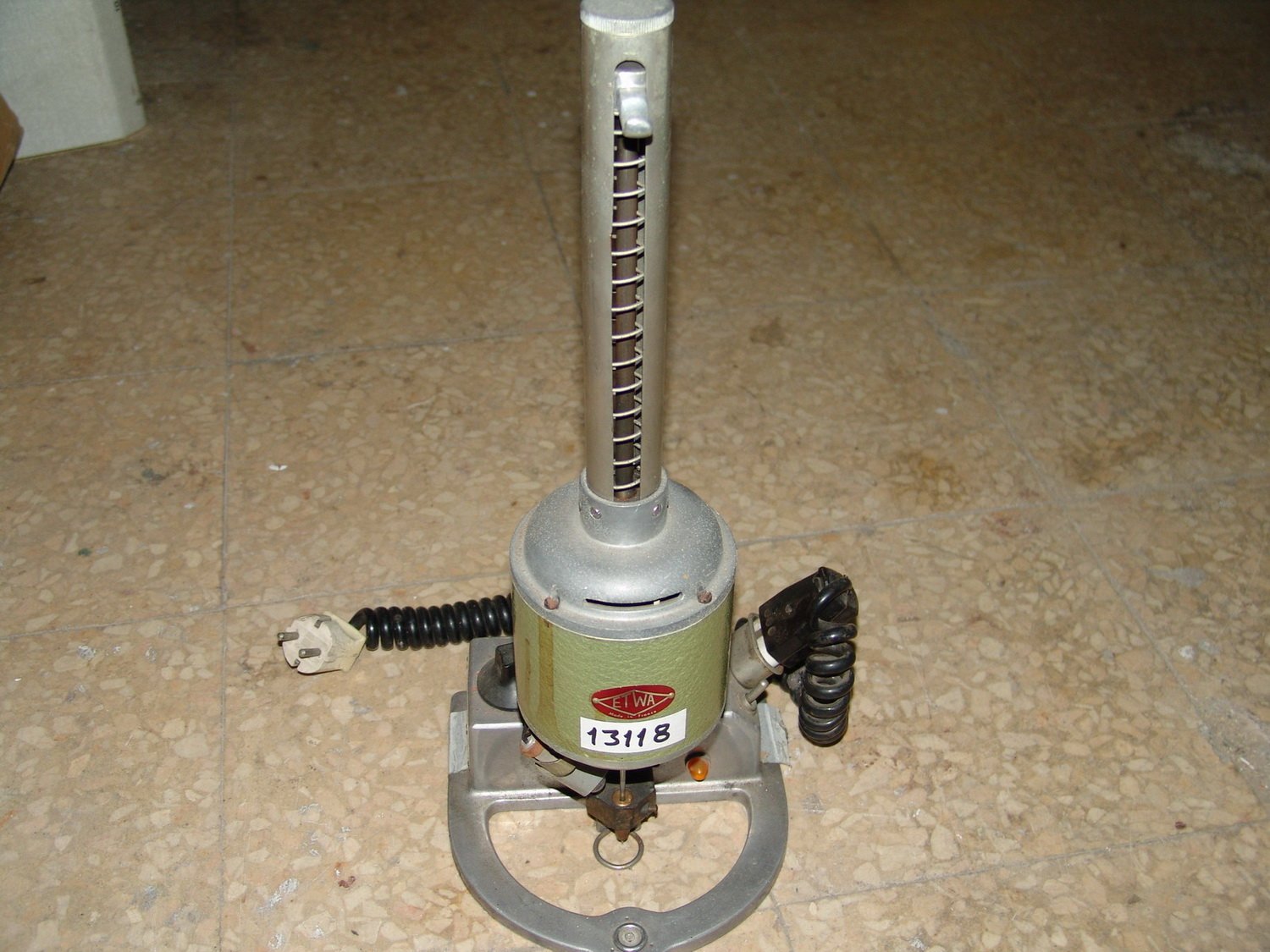 etwa131181.jpg