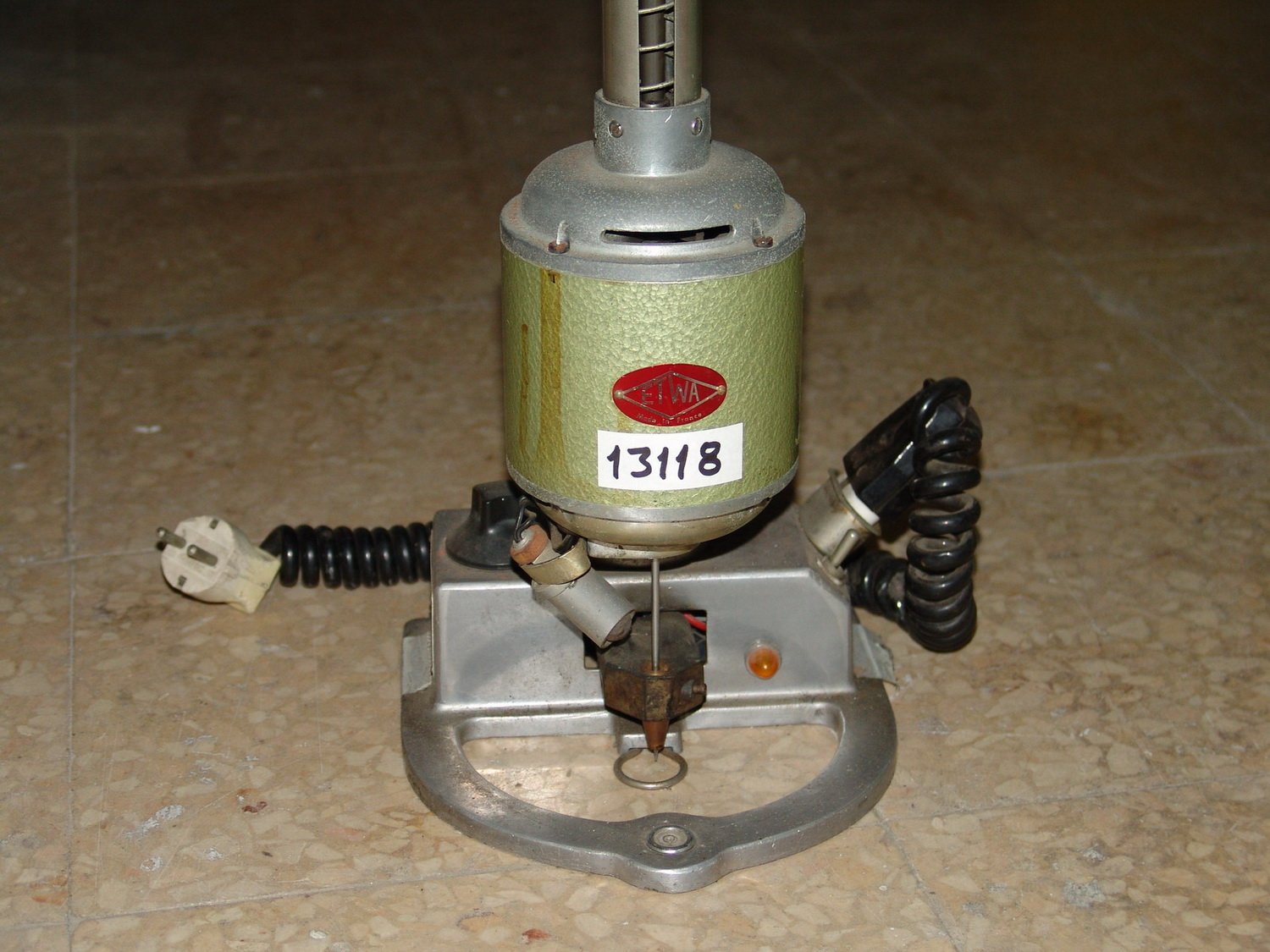 etwa131182.jpg