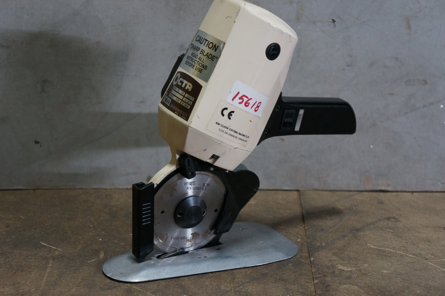 km1561803.jpg